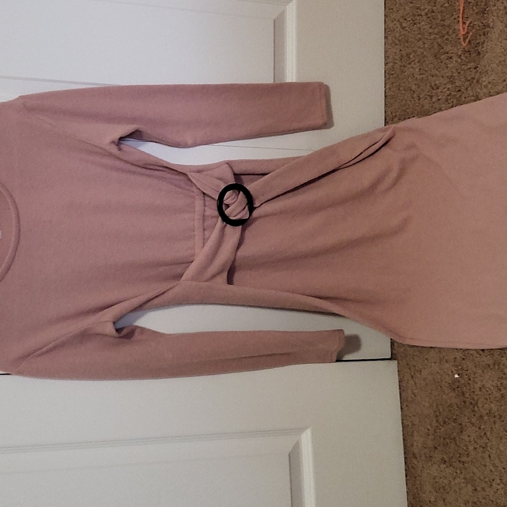 Dress - Picture 2 of 5